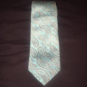 Versa hand Made tie in paisley blue